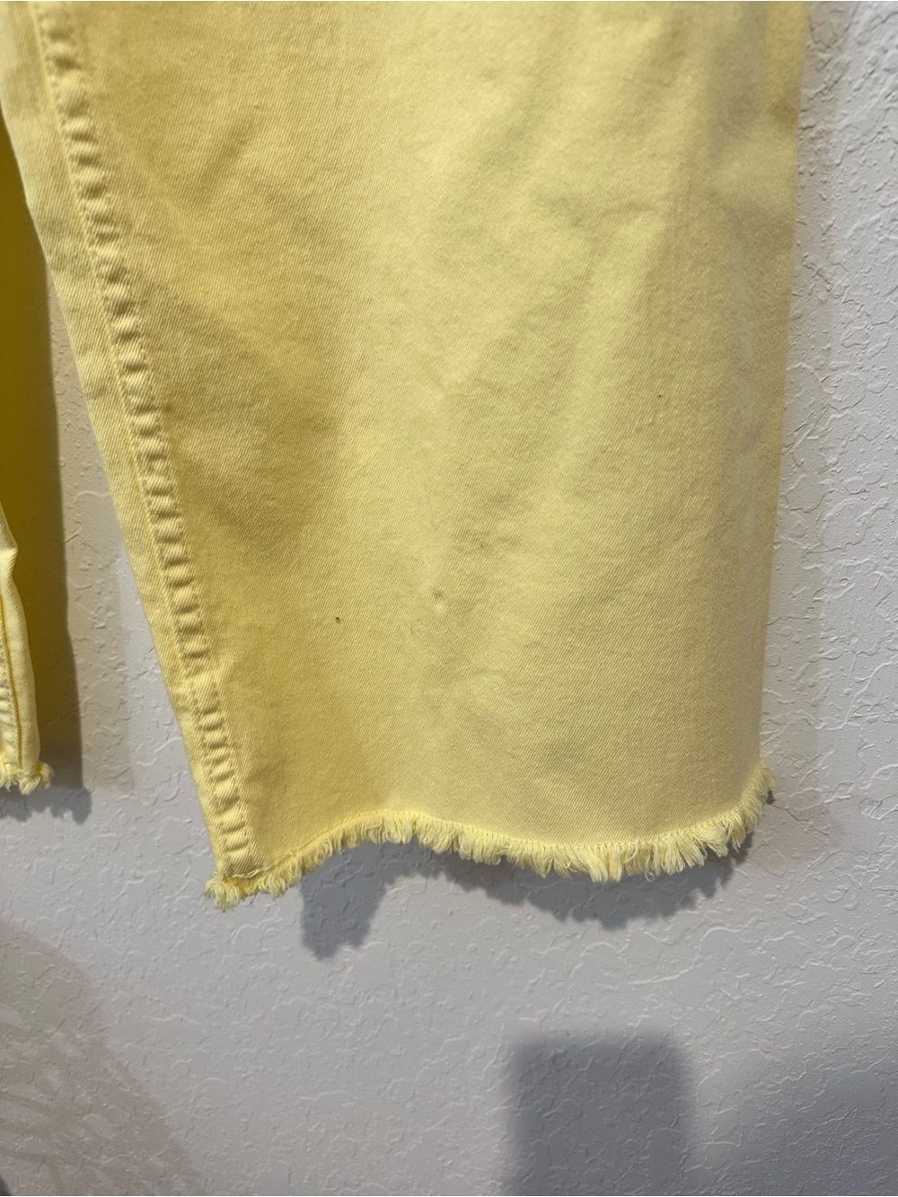 Billabong Soft Yellow High-Rise Wide Leg Bootcut Pants trousers size 26 - Picture 8 of 13